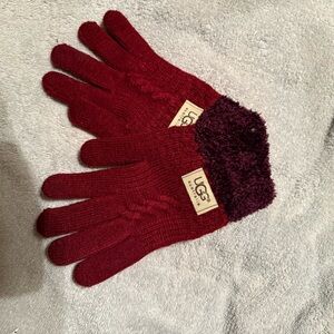 UGG Maroon Knit Gloves with Faux Fur Cuff